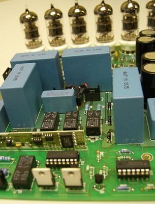 AVK P2000TSL detalle interior